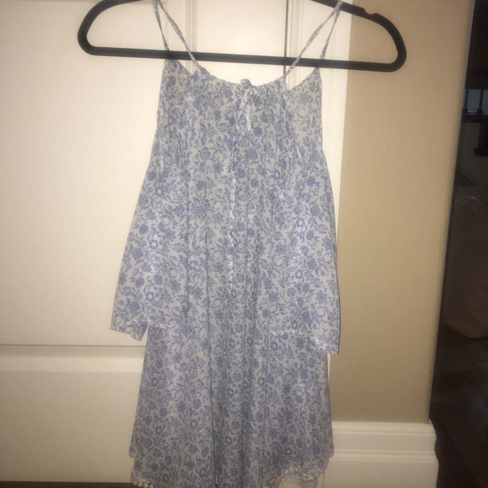 Flowy Blue & White Cold Shoulder Blouse